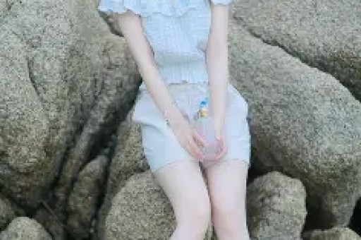 1天曝3大瓜!顶流女星签协议、约会激吻、知三当三各个炸裂 1天曝3大瓜!顶流女星签协议、约会激吻、知三当三各个炸裂
