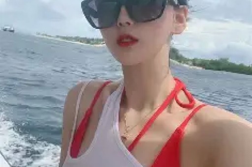 杨紫7月7日外网活动引发争议!网友批评其敏感度不足迪丽热巴受牵连 杨紫7月7日外网活动引发争议!网友批评其敏感度不足迪丽热巴受牵连