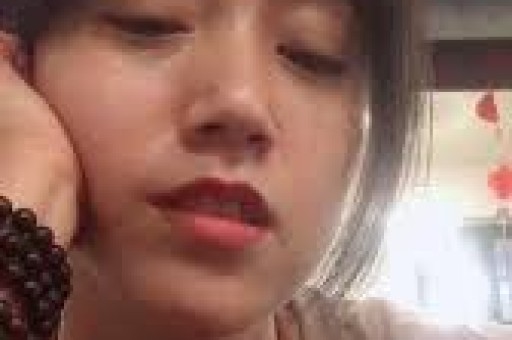 曝郭麒麟恋情、女孩低保追星、郑佩佩捐大脑、杨紫深夜吃泡面 曝郭麒麟恋情、女孩低保追星、郑佩佩捐大脑、杨紫深夜吃泡面